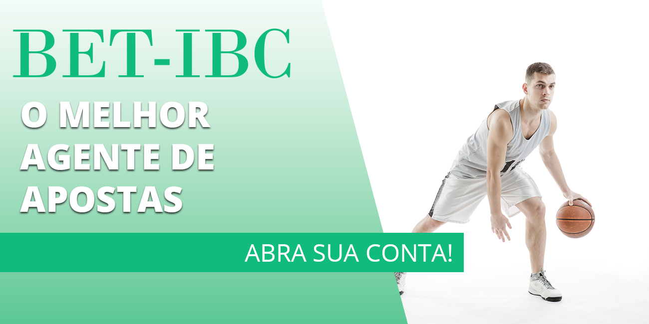 A person holding a basketball

Description automatically generated with medium confidence